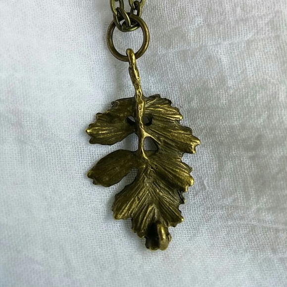 Antiqued Leaf Necklace - Picture 2 of 4